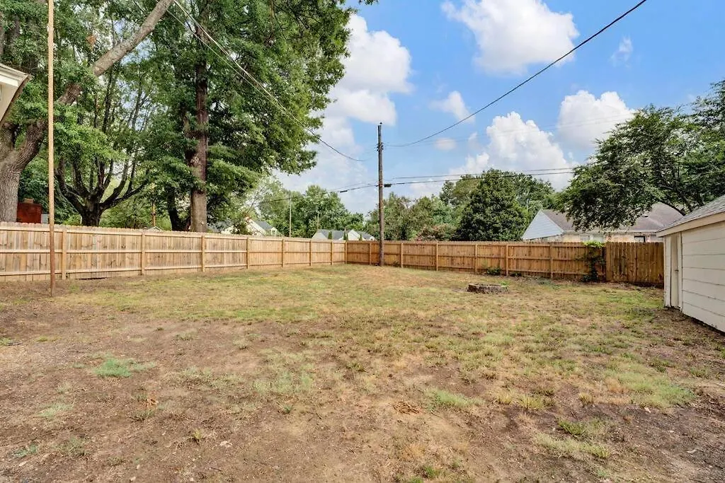 High Point Terrace Bungalow Memphis 0*,  USA